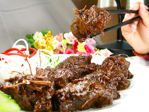 醬香牛肉 中國(guó)菜系中的攝影靈感與美食文化